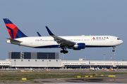 Delta Air Lines Boeing 767-332(ER) (N189DN) at  Milan - Malpensa, Italy