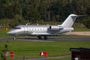 (Private) Bombardier CL-600-2B16 Challenger 604 (N18LS) at  Farnborough, United Kingdom