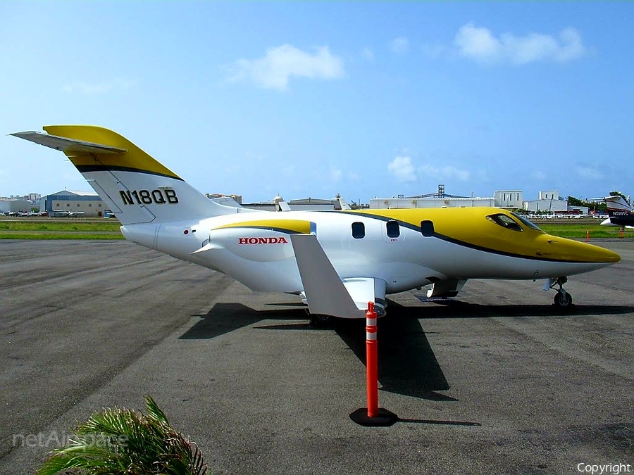 (Private) Honda HA-420 HondaJet (N18QB) | Photo 179316