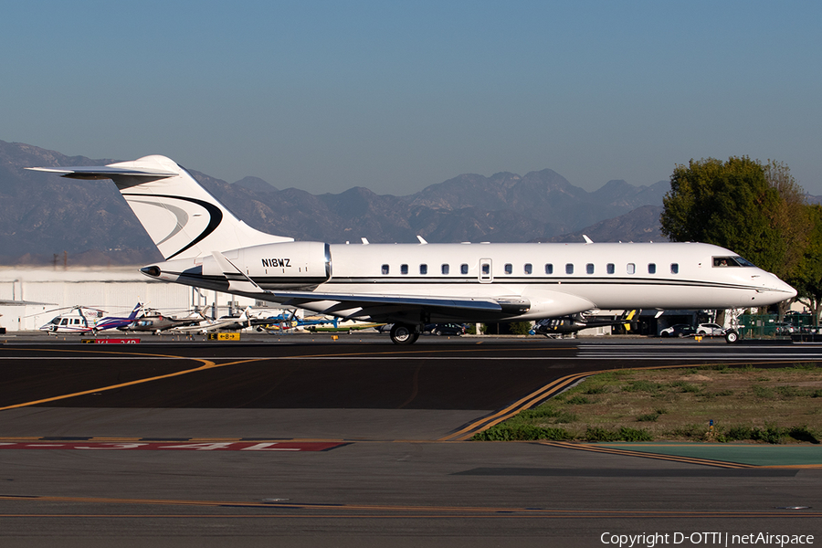 (Private) Bombardier BD-700-1A10 Global Express XRS (N18WZ) | Photo 541384