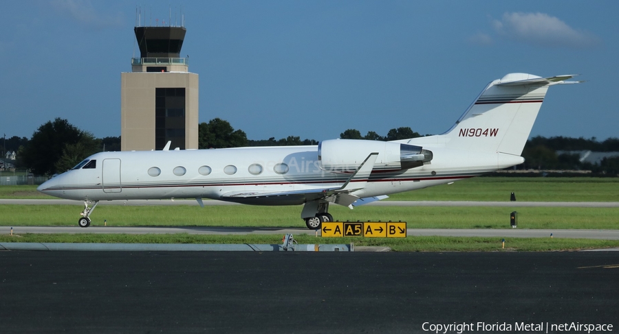 (Private) Gulfstream G-IV (N1904W) | Photo 327440