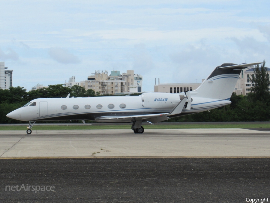 (Private) Gulfstream G-IV (N1904W) | Photo 534214