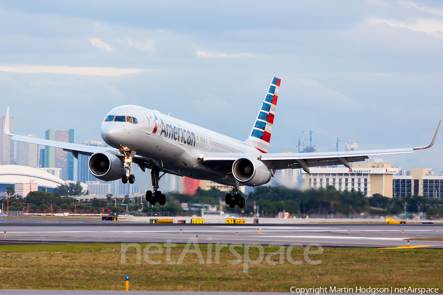 American Airlines Boeing 757-223 (N190AA) | Photo 65578