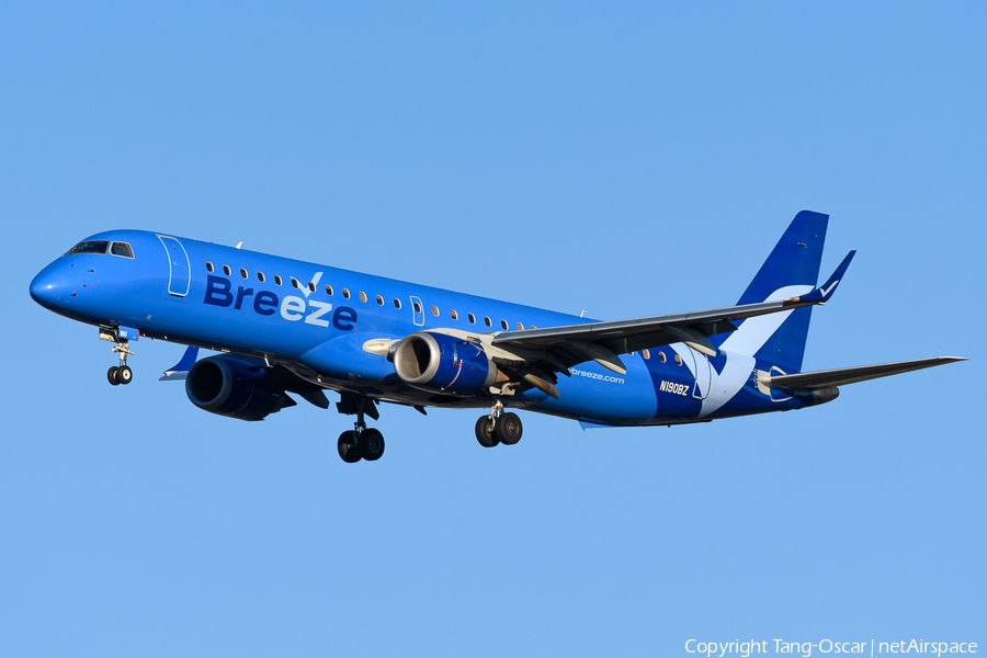 Breeze Airways Embraer ERJ-195AR (ERJ-190-200 IGW) (N190BZ) | Photo 559864
