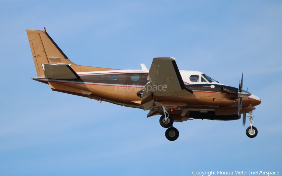 (Private) Beech C90A King Air (N190XT) | Photo 299912
