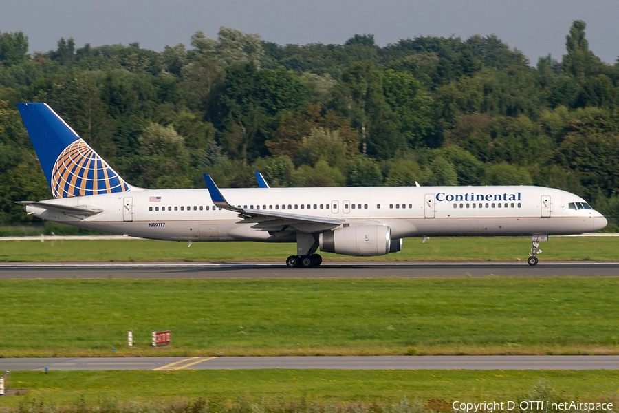Continental Airlines Boeing 757-224 (N19117) | Photo 203129