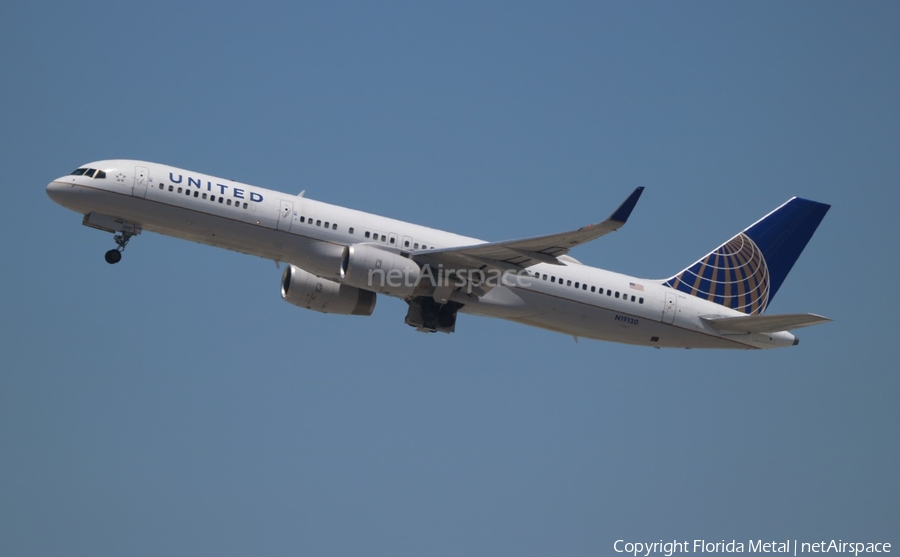 United Airlines Boeing 757-224 (N19130) | Photo 378514