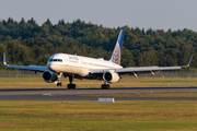 United Airlines Boeing 757-224 (N19136) at  Hamburg - Fuhlsbuettel (Helmut Schmidt), Germany