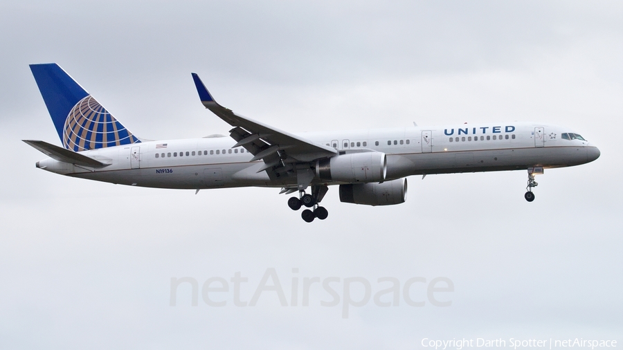 United Airlines Boeing 757-224 (N19136) | Photo 182397