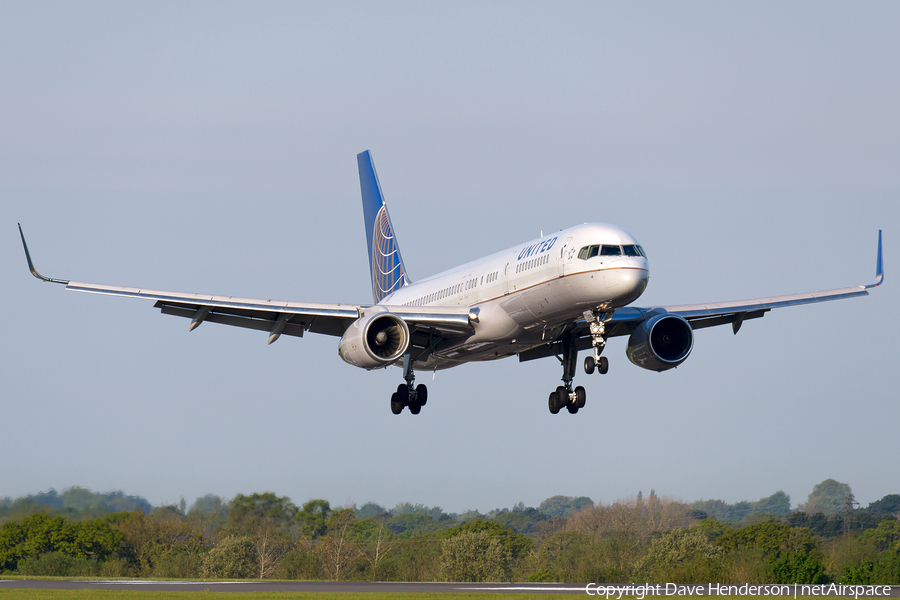 United Airlines Boeing 757-224 (N19136) | Photo 47562