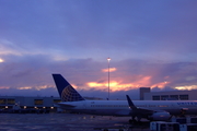 United Airlines Boeing 757-224 (N19136) at  Orlando - International (McCoy), United States