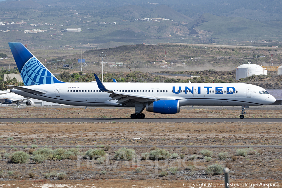 United Airlines Boeing 757-224 (N19136) | Photo 579964