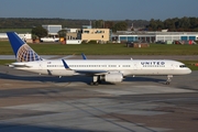 United Airlines Boeing 757-224 (N19141) at  Hamburg - Fuhlsbuettel (Helmut Schmidt), Germany