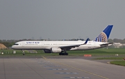 United Airlines Boeing 757-224 (N19141) at  Hamburg - Fuhlsbuettel (Helmut Schmidt), Germany