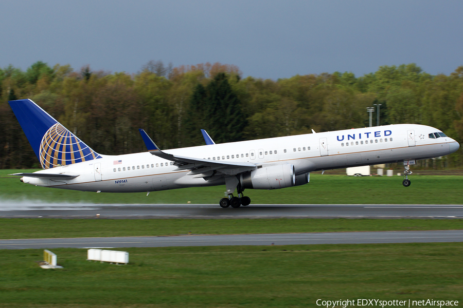 United Airlines Boeing 757-224 (N19141) | Photo 293351