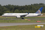 United Airlines Boeing 757-224 (N19141) at  Hamburg - Fuhlsbuettel (Helmut Schmidt), Germany