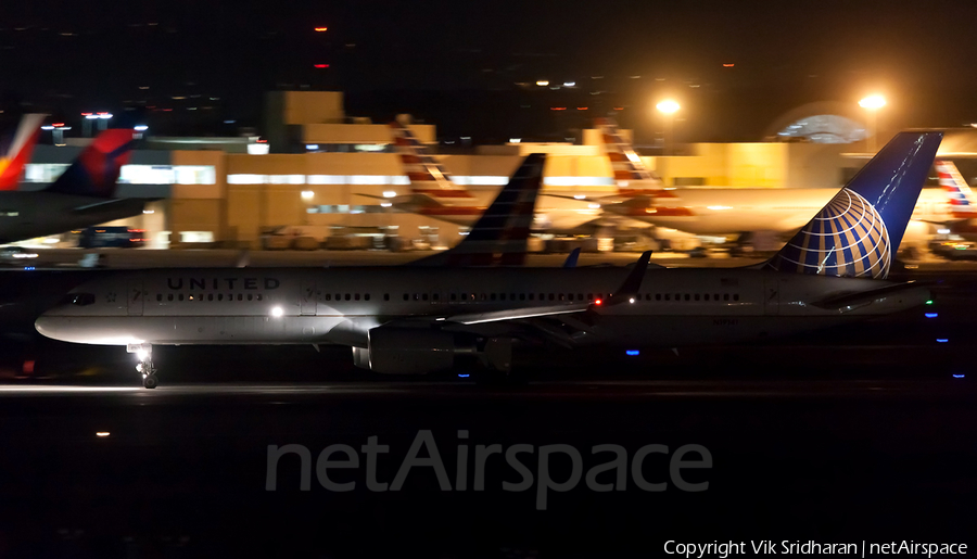 United Airlines Boeing 757-224 (N19141) | Photo 147894