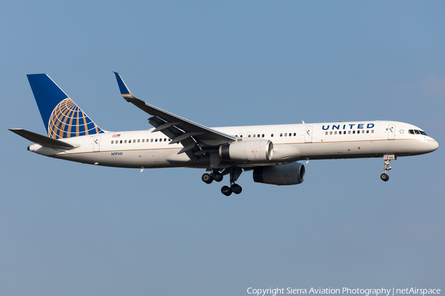 United Airlines Boeing 757-224 (N19141) | Photo 323221