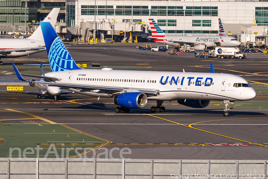 United Airlines Boeing 757-224 (N19141) | Photo 503120