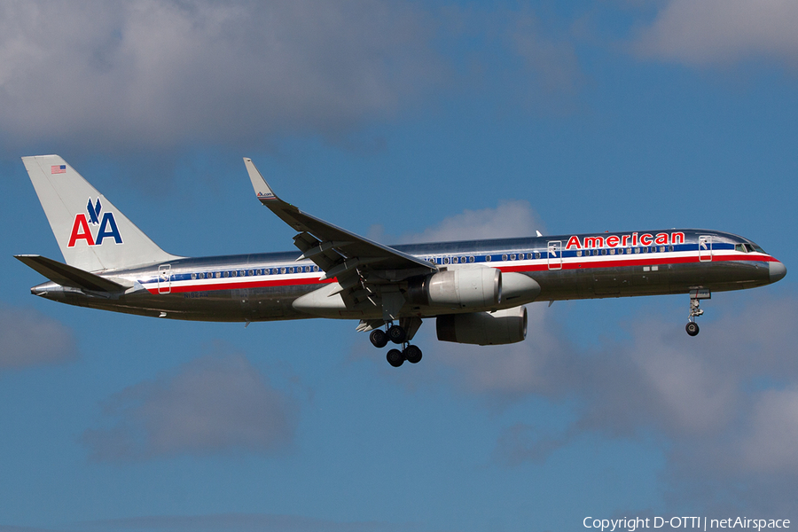 American Airlines Boeing 757-223 (N192AN) | Photo 228624