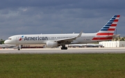 American Airlines Boeing 757-223 (N192AN) at  Miami - International, United States