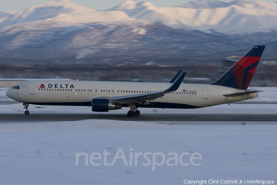 Delta Air Lines Boeing 767-332(ER) (N192DN) | Photo 40196