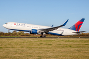 Delta Air Lines Boeing 767-332(ER) (N192DN) at  Manchester - International (Ringway), United Kingdom