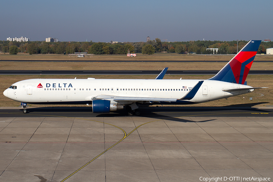 Delta Air Lines Boeing 767-332(ER) (N192DN) | Photo 269997