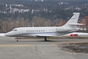 Clay Lacy Aviation Dassault Falcon 2000 (N192HA) at  Kelowna - International, Canada