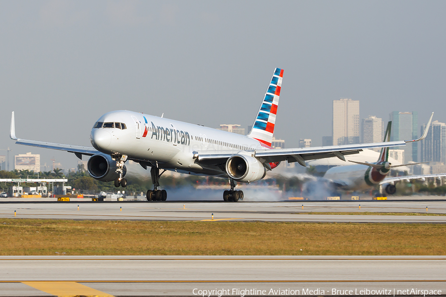 American Airlines Boeing 757-223 (N193AN) | Photo 151383
