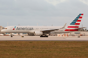 American Airlines Boeing 757-223 (N193AN) at  Miami - International, United States