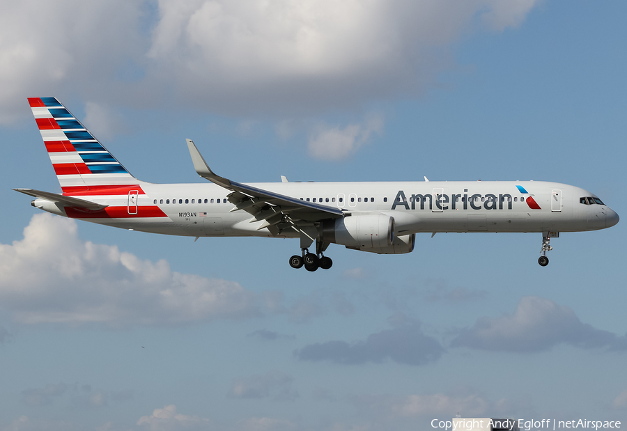 American Airlines Boeing 757-223 (N193AN) | Photo 383179