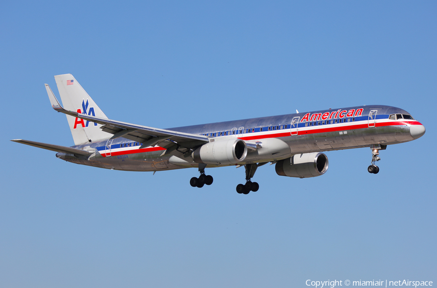 American Airlines Boeing 757-223 (N193AN) | Photo 95977