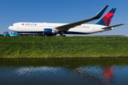 Delta Air Lines Boeing 767-332(ER) (N193DN) at  Amsterdam - Schiphol, Netherlands