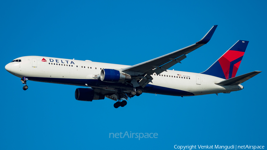 Delta Air Lines Boeing 767-332(ER) (N193DN) | Photo 193618