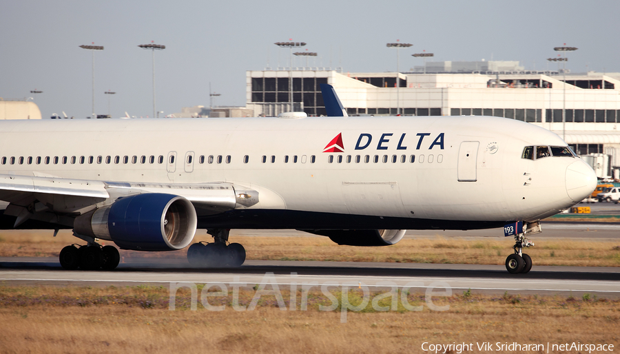 Delta Air Lines Boeing 767-332(ER) (N193DN) | Photo 194677