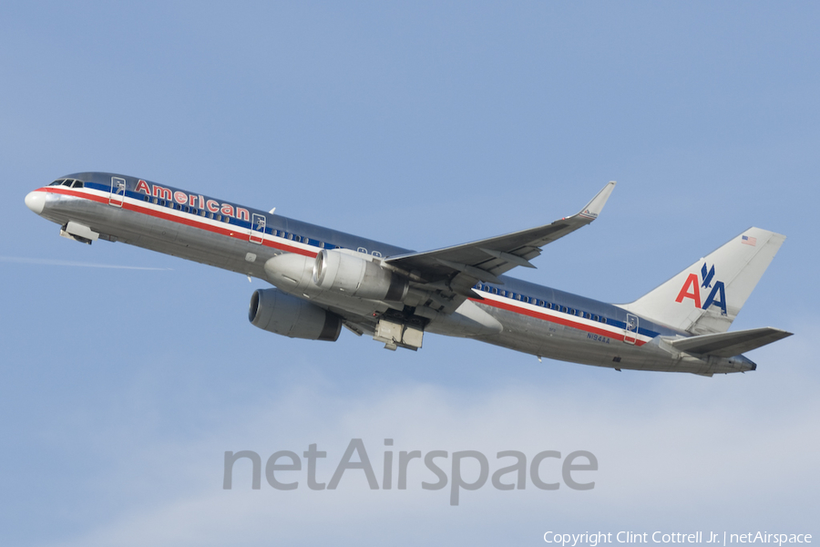 American Airlines Boeing 757-223 (N194AA) | Photo 40197