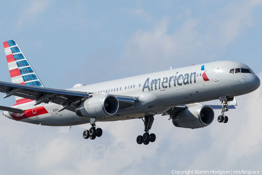 American Airlines Boeing 757-223 (N194AA) | Photo 606914
