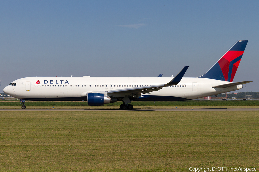 Delta Air Lines Boeing 767-332(ER) (N194DN) | Photo 609970
