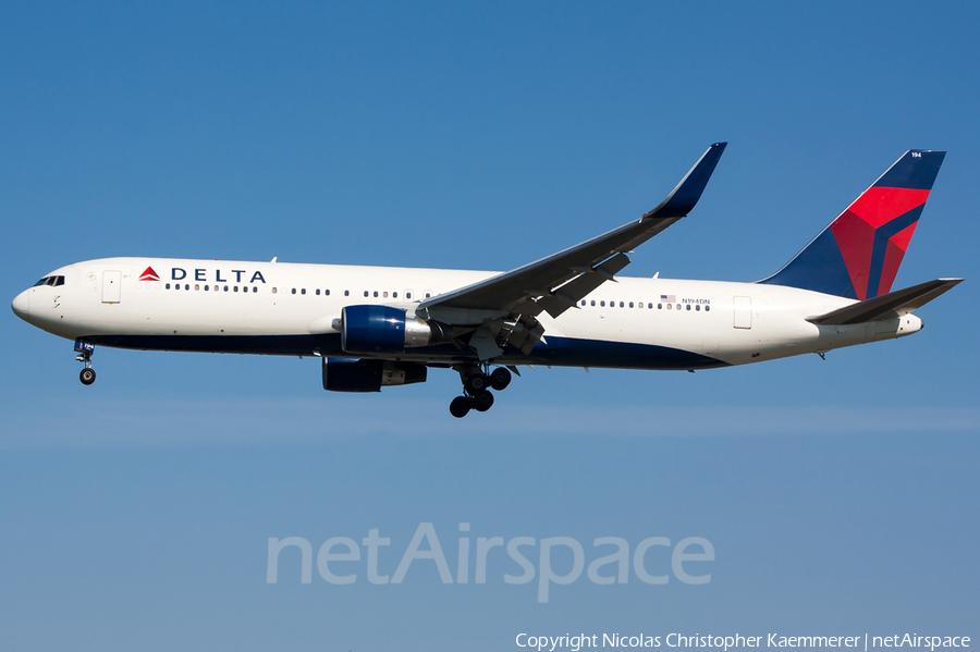 Delta Air Lines Boeing 767-332(ER) (N194DN) | Photo 121606