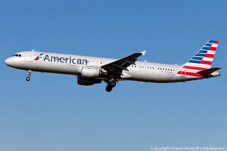 American Airlines Airbus A321-211 (N194UW) | Photo 666613