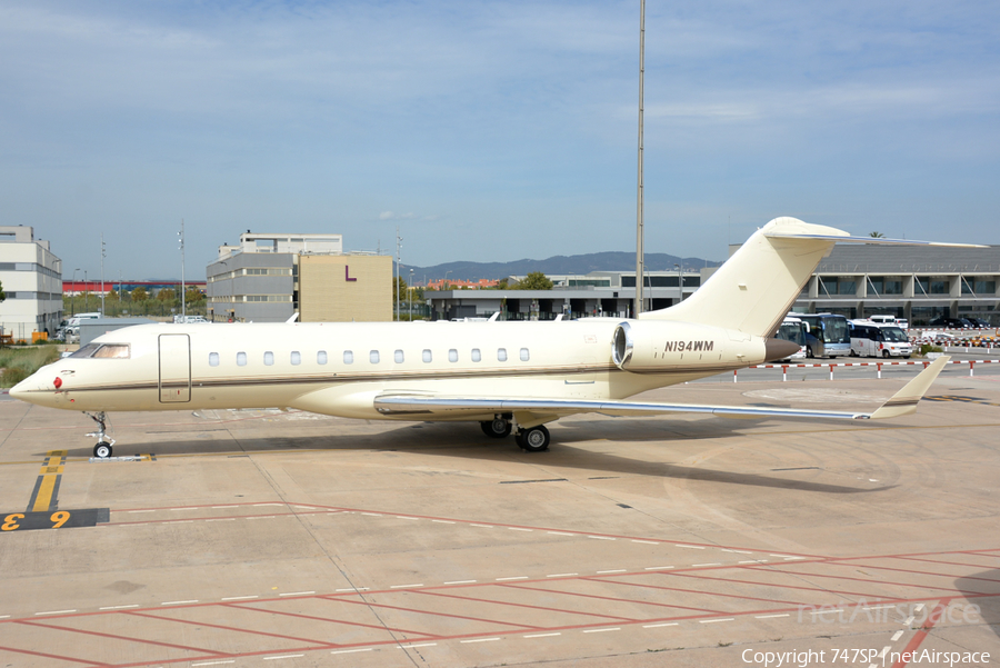 (Private) Bombardier BD-700-1A10 Global Express XRS (N194WM) | Photo 57637