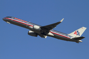 American Airlines Boeing 757-223 (N195AN) at  Los Angeles - International, United States