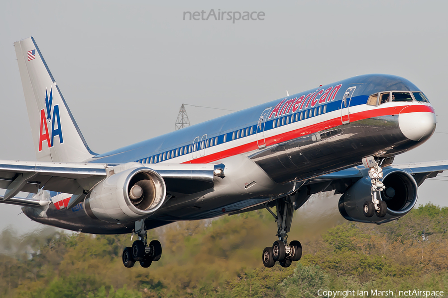 American Airlines Boeing 757-223 (N195AN) | Photo 27302