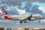 American Airlines Boeing 757-223 (N195AN) at  Miami - International, United States