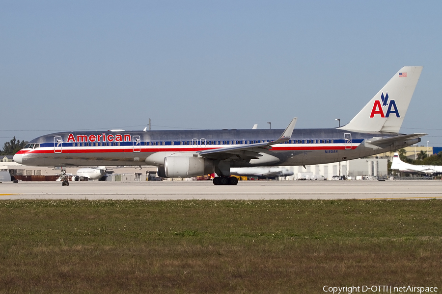 American Airlines Boeing 757-223 (N195AN) | Photo 430231