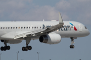 American Airlines Boeing 757-223 (N195AN) at  Miami - International, United States