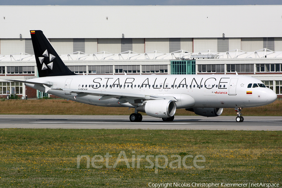 Avianca Airbus A320-214 (N195AV) | Photo 6698