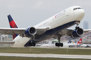 Delta Air Lines Boeing 767-332(ER) (N195DN) at  Istanbul - Ataturk, Turkey