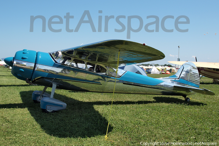 (Private) Cessna 195B Businessliner (N195RA) | Photo 110803
